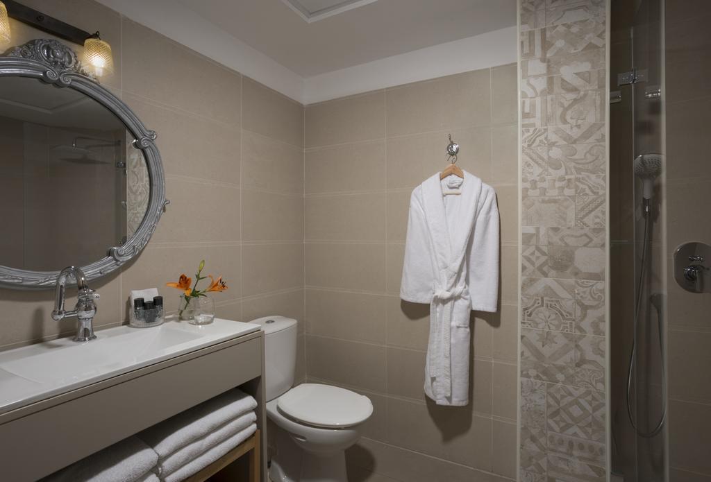 Shtarkman Erna Boutique Hotel Нагарія Екстер'єр фото