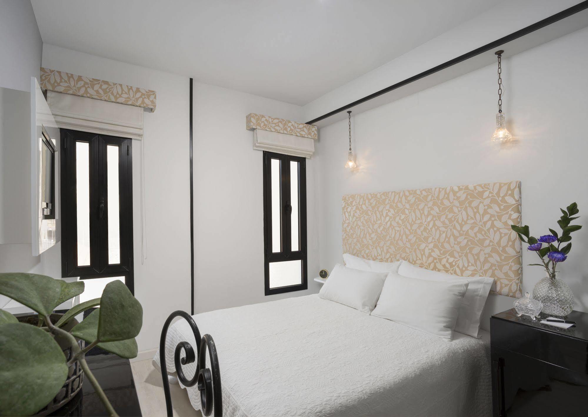 Shtarkman Erna Boutique Hotel Нагарія Екстер'єр фото